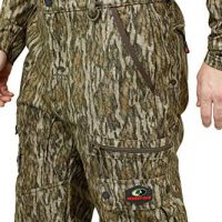 Mossy Oak Sherpa Fleece Lined Camo Hunting Pants for Men - Image 8