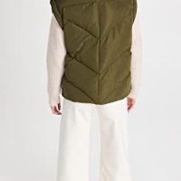 [BLANKNYC] Womens Luxury Clothing Nylon Quilted Vest - Image 5